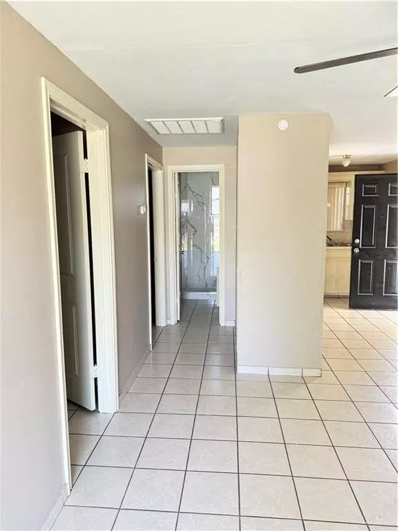 Mission, TX 78572,4321 Royal Palm ST