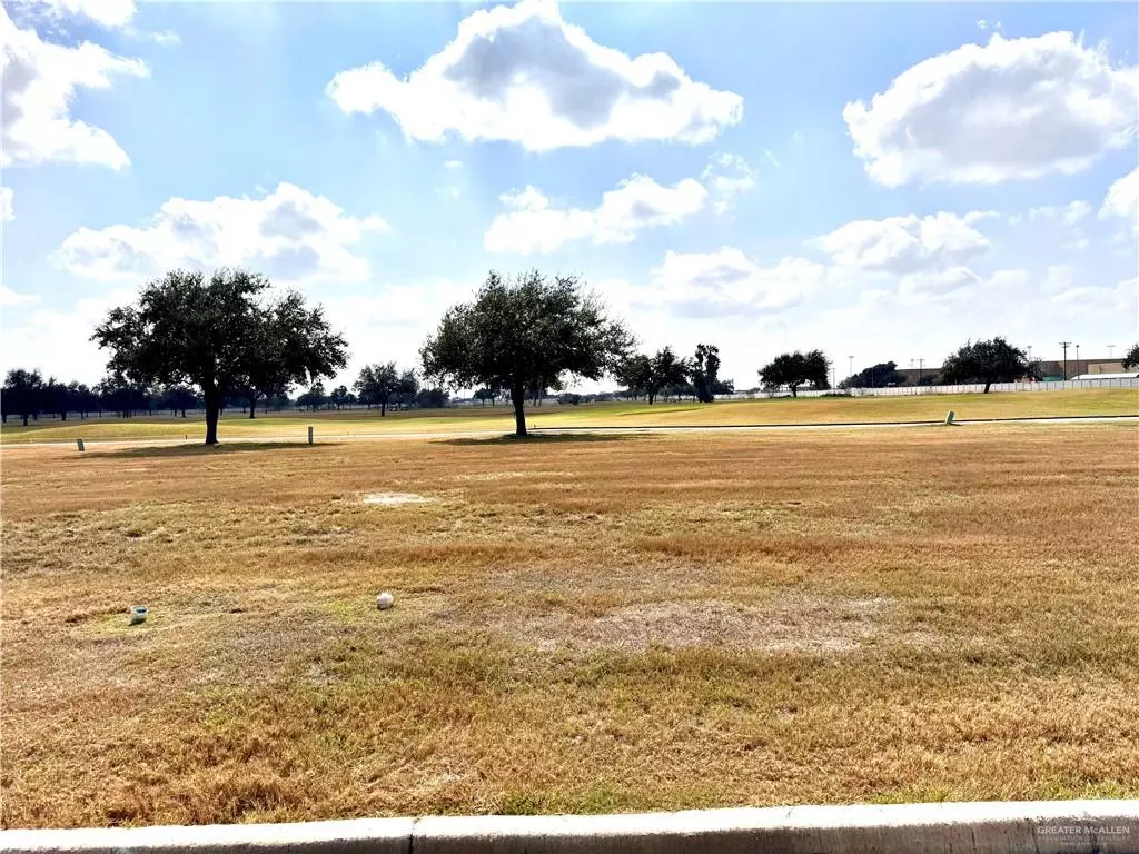 Edinburg, TX 78542,3204 Fairway DR