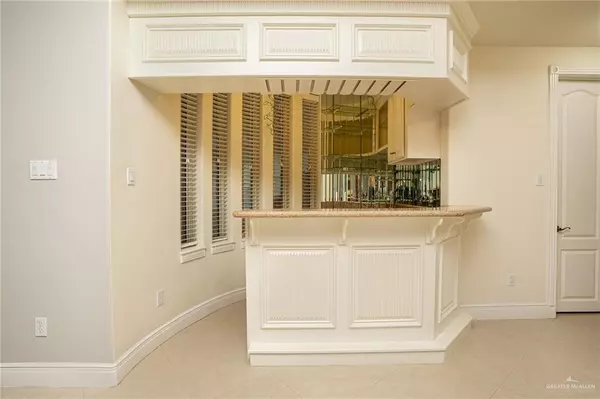 Mcallen, TX 78504,5501 N 8th ST