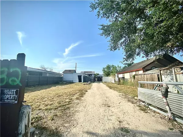 Elsa, TX 78543,132 Valle Vista DR