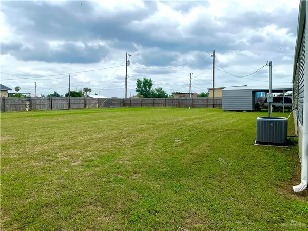 Donna, TX 78537,8409 Cindy Windy DR