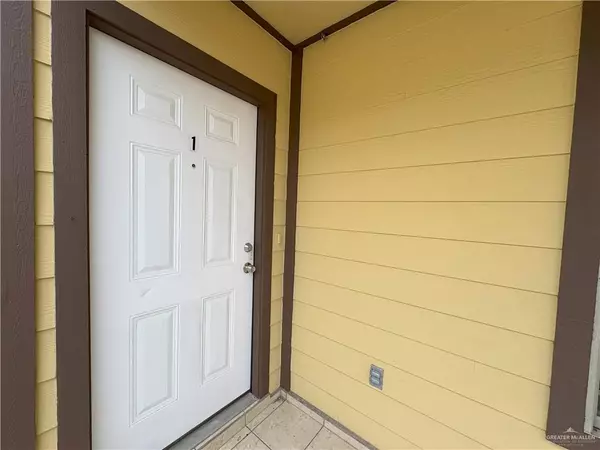 209 N Linares ST, Alton, TX 78573