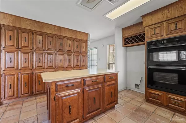 Progreso Lakes, TX 78596,1811 Lion Lake DR S