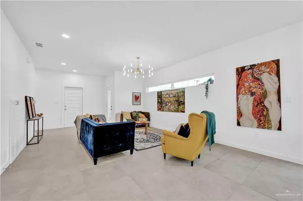 Mcallen, TX 78504,2605 Warbler AVE