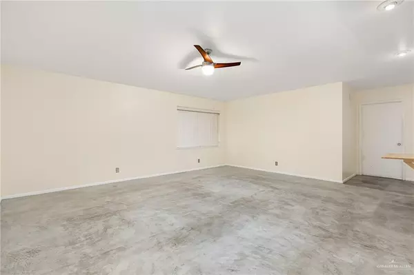 Weslaco, TX 78596,904 W 8th ST