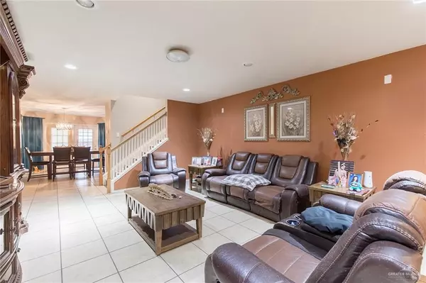 Edinburg, TX 78542,3808 Los Lagos DR