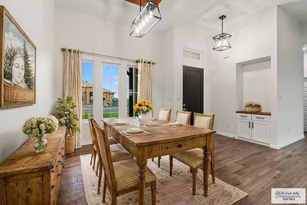 Los Fresnos, TX 78566,136 Finch LN