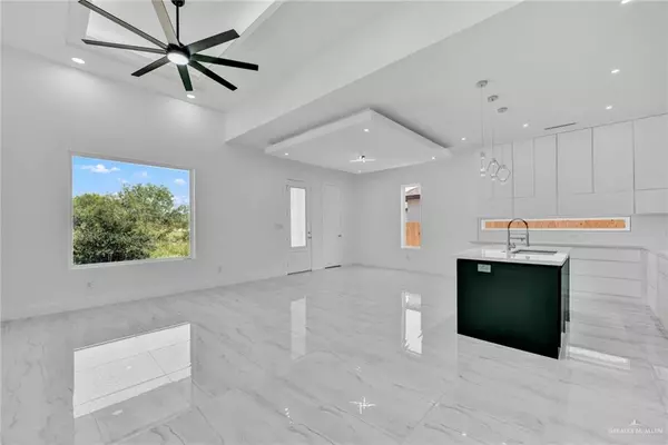 Edinburg, TX 78541,2404 N Revolution ST