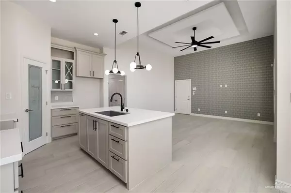 Alton, TX 78572,609 W La Pointe AVE