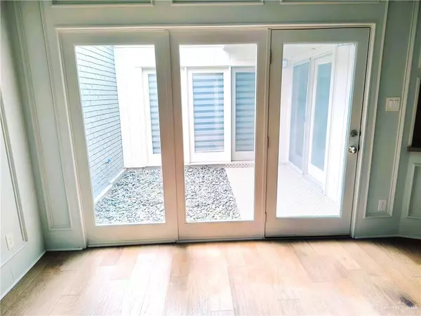 Mcallen, TX 78504,5404 N 5th ST