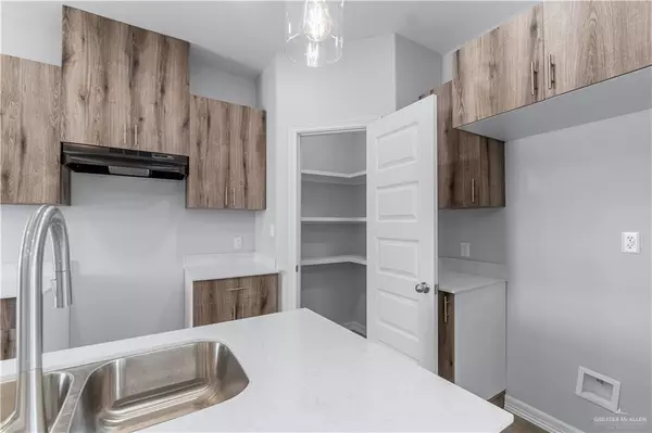 Weslaco, TX 78599,608 Bridget ST