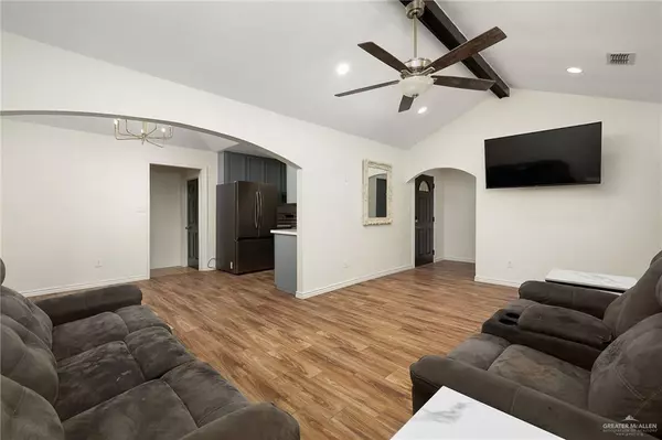 Elsa, TX 78543,912 Max DR