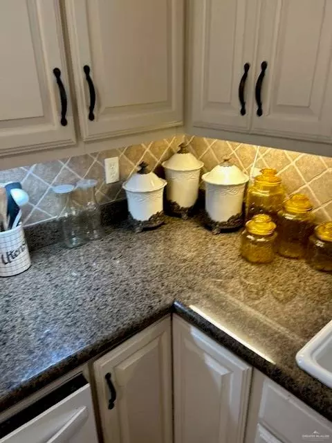 Raymondville, TX 78580,228 E Wood AVE