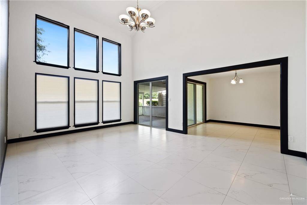 Mission, TX 78572,2018 Sabinal ST