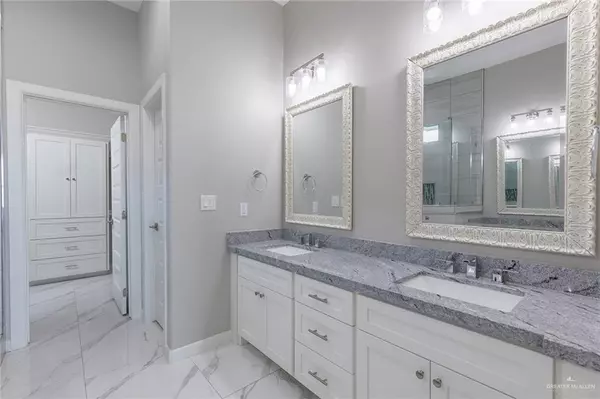 Edinburg, TX 78539,3013 Brentwood ST