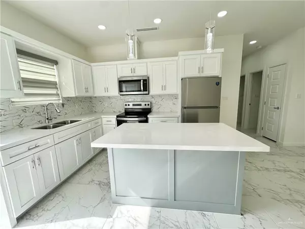 Edinburg, TX 78542,2405 E San Andrea ST #4