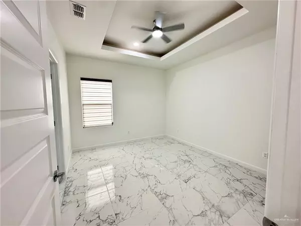 Edinburg, TX 78542,2405 E San Andrea ST #4