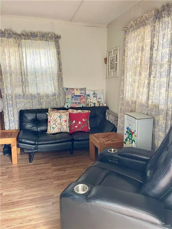 Mission, TX 78572,7320 W Interstate 2 #20