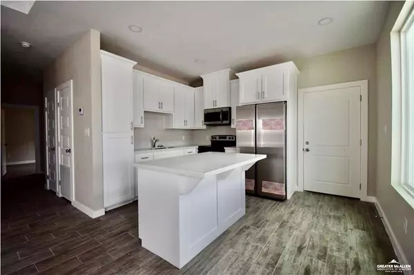 Weslaco, TX 78596,3131 Stark RD