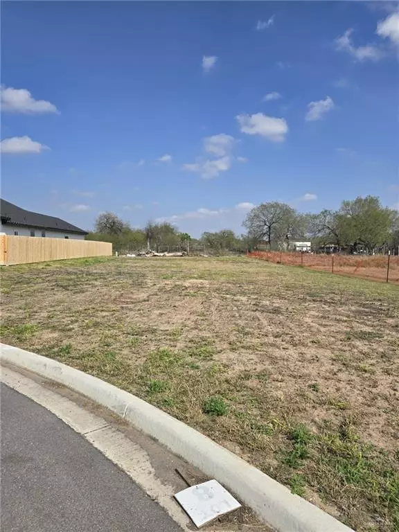 2400 Northgate LN, Mcallen, TX 78504