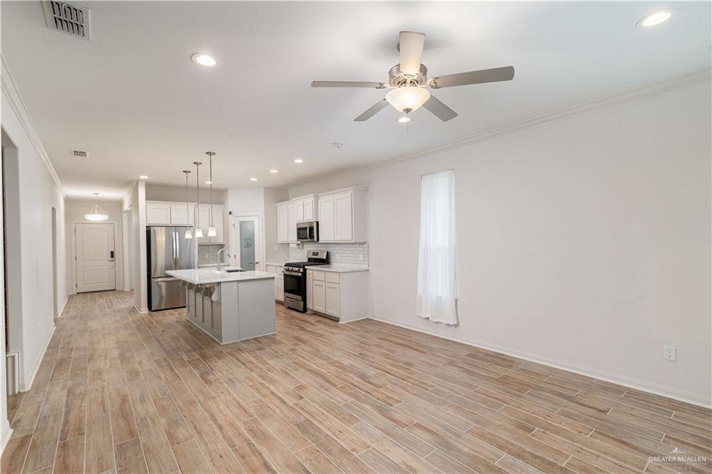 Mcallen, TX 78504,14451 Chalk Ridge DR