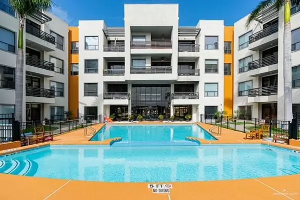 Mission, TX 78572,813 Travis ST #205