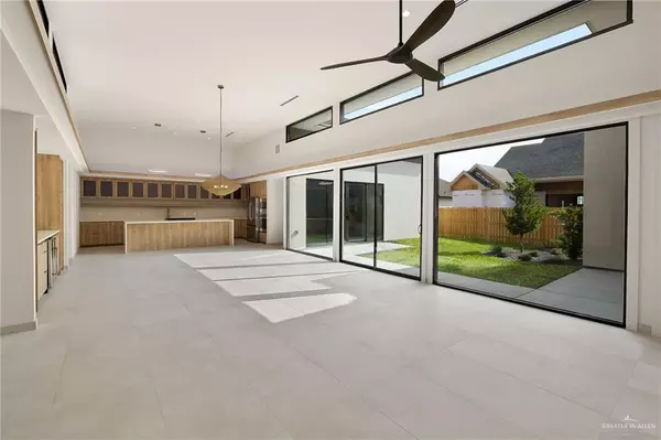 Mcallen, TX 78504,9818 N 24th LN