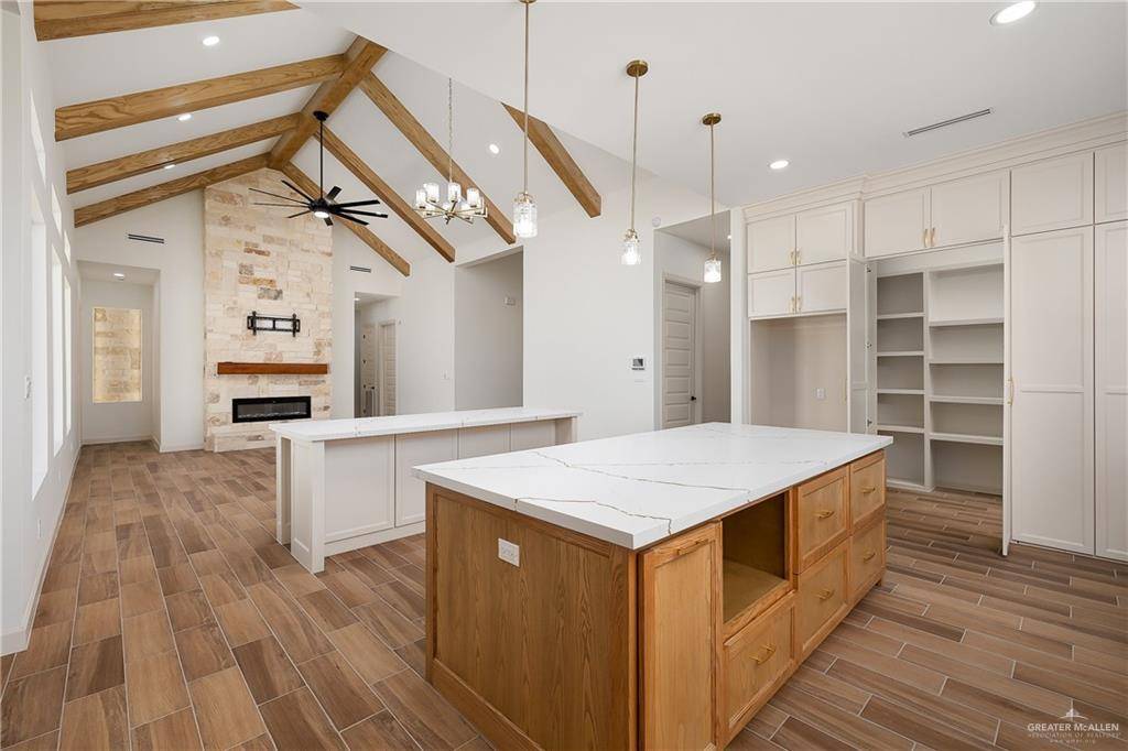 Mission, TX 78574,8100 Coyote DR