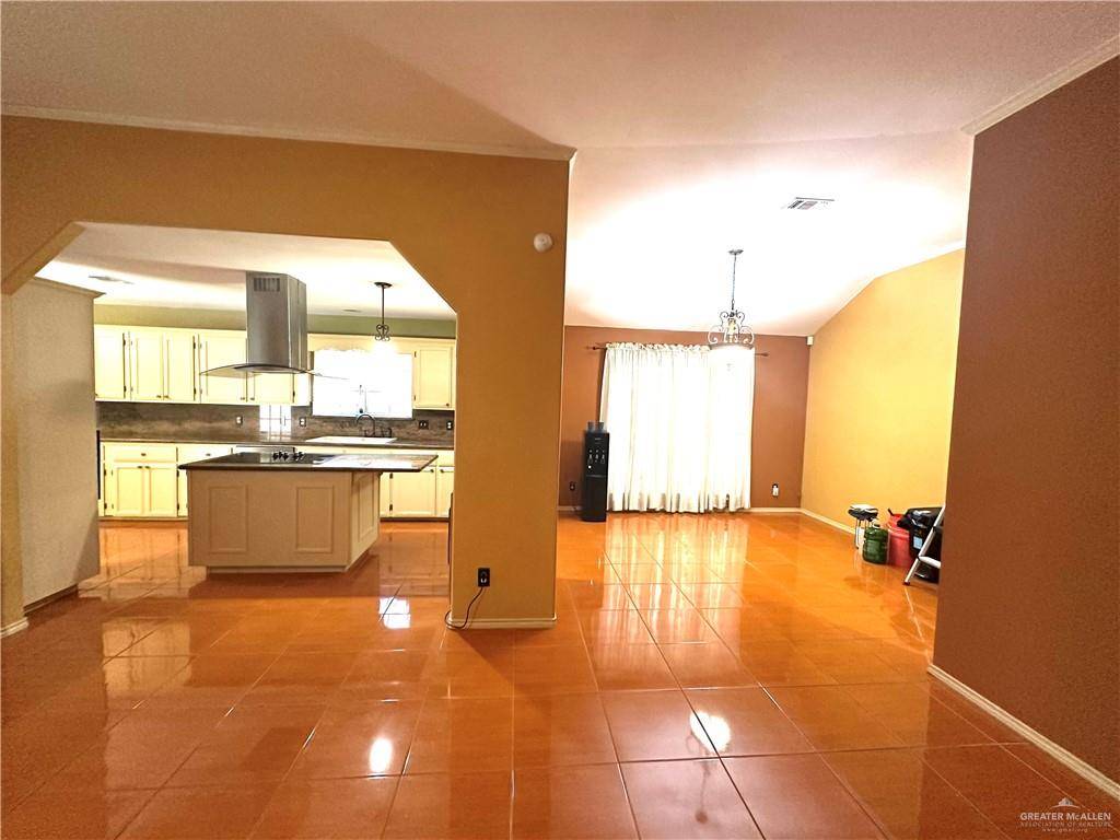 Mcallen, TX 78504,8006 N 28th LN