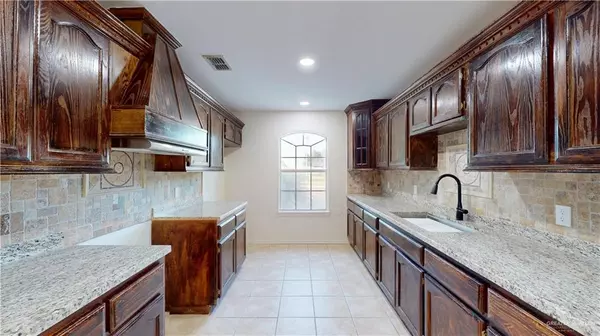 La Joya, TX 78560,824 Rancho La Joya ST