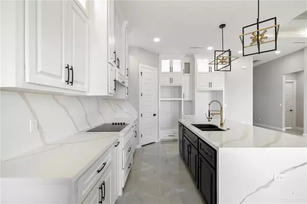 Mcallen, TX 78504,8018 49th LN
