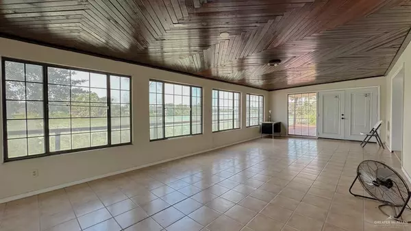 Progreso Lakes, TX 78596,1230 Moon Lake ST N