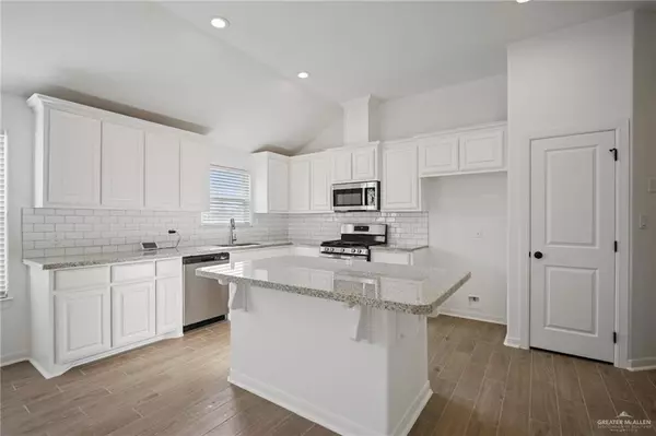 Mcallen, TX 78504,8306 N 34th LN