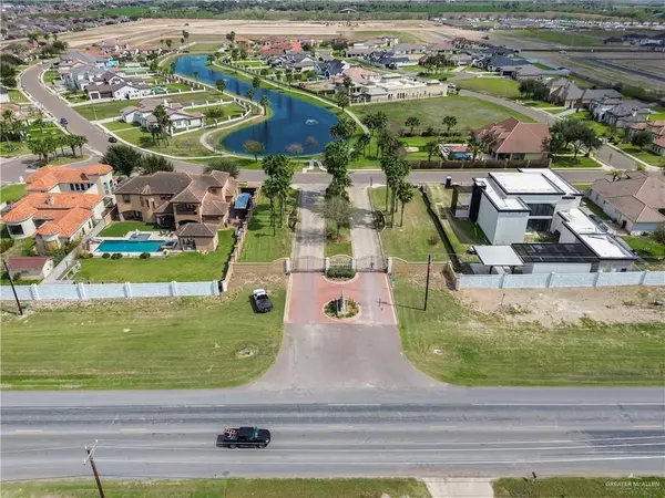 12817 N 41st LN, Edinburg, TX 78541