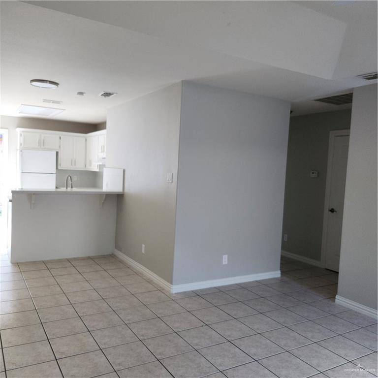 Edinburg, TX 78541,1501 W Carmen AVE #3