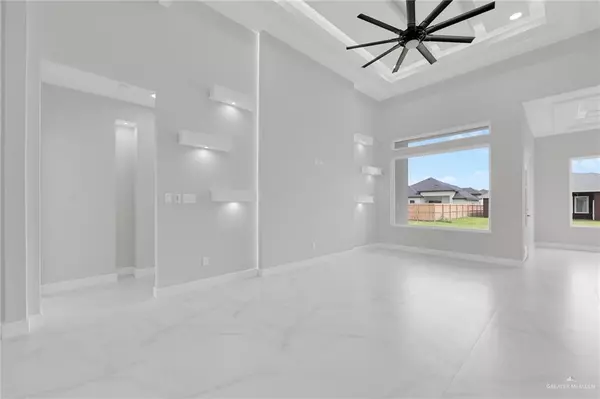 Mission, TX 78573,1011 Magnolia ST