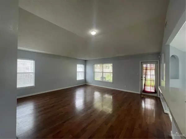 Mission, TX 78572,3304 Santa Inez