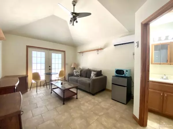 Mission, TX 78572,4014 Lark DR