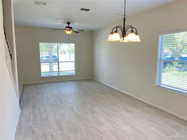 Mission, TX 78572,3403 Santa Fe