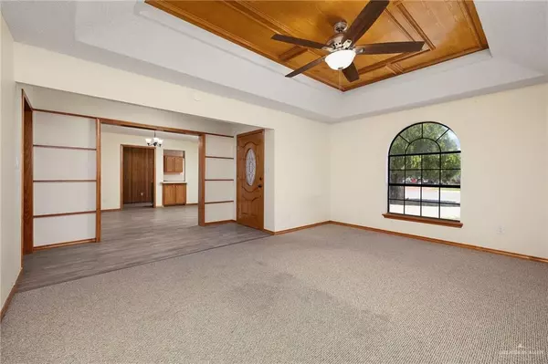 Hidalgo, TX 78557,203 S 8th ST