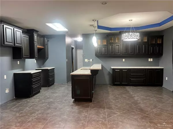 Edinburg, TX 78541,1814 W Pecador DR