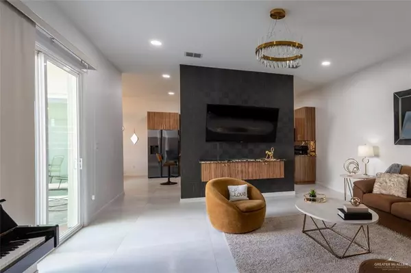 Mcallen, TX 78503,4225 Wichita AVE