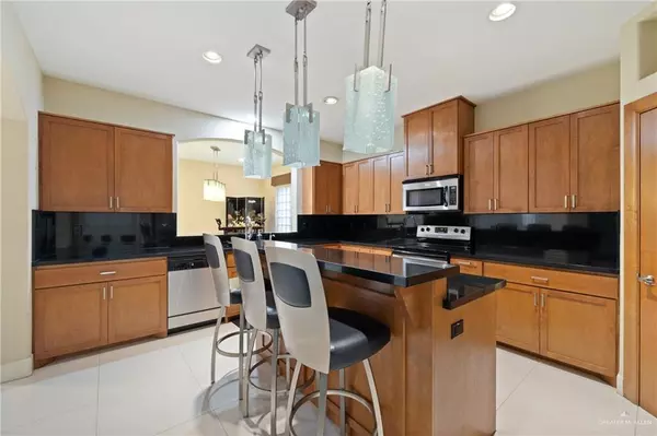 Mcallen, TX 78503,521 E Thornhill AVE