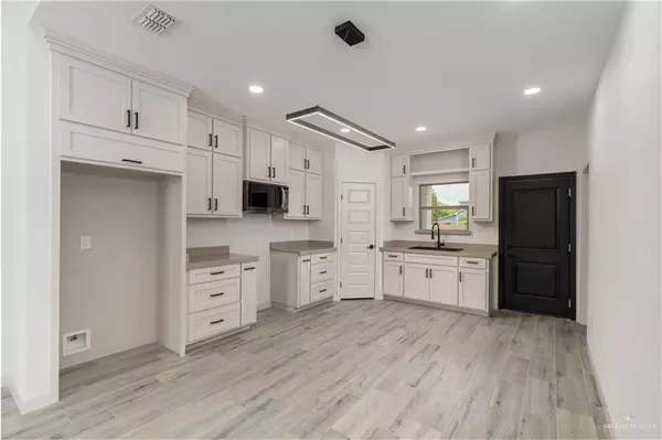 Donna, TX 78537,2114 Trinity ST