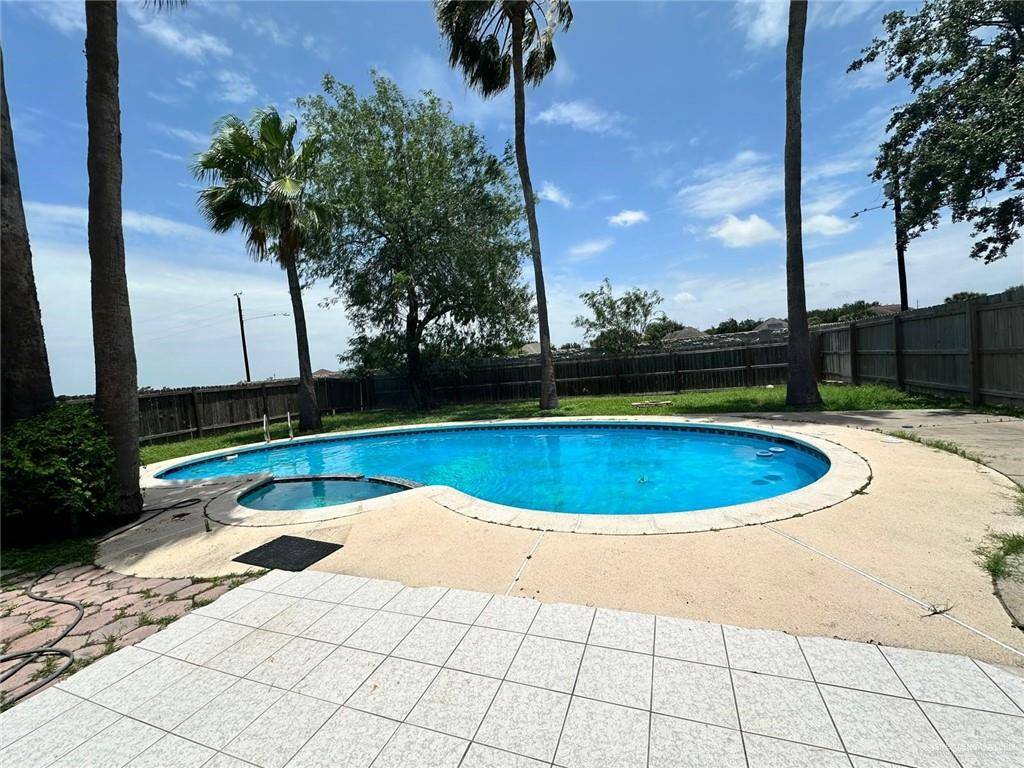 Mcallen, TX 78504,7412 N 19th ST