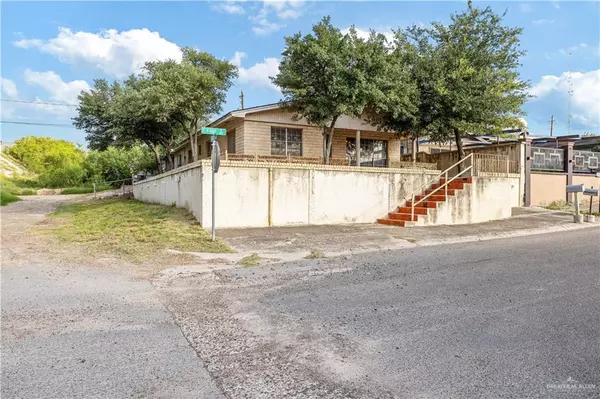 Rio Grande City, TX 78582,700 N East ST