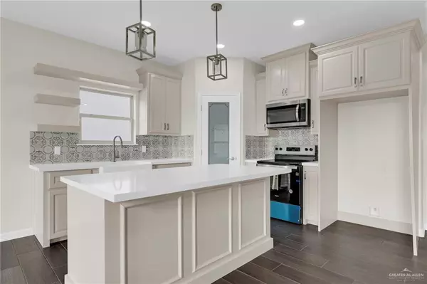 San Juan, TX 78589,1812 N Yellowwood ST