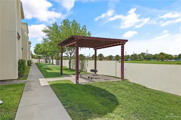 Mcallen, TX 78503,1412 E Keeton AVE #19