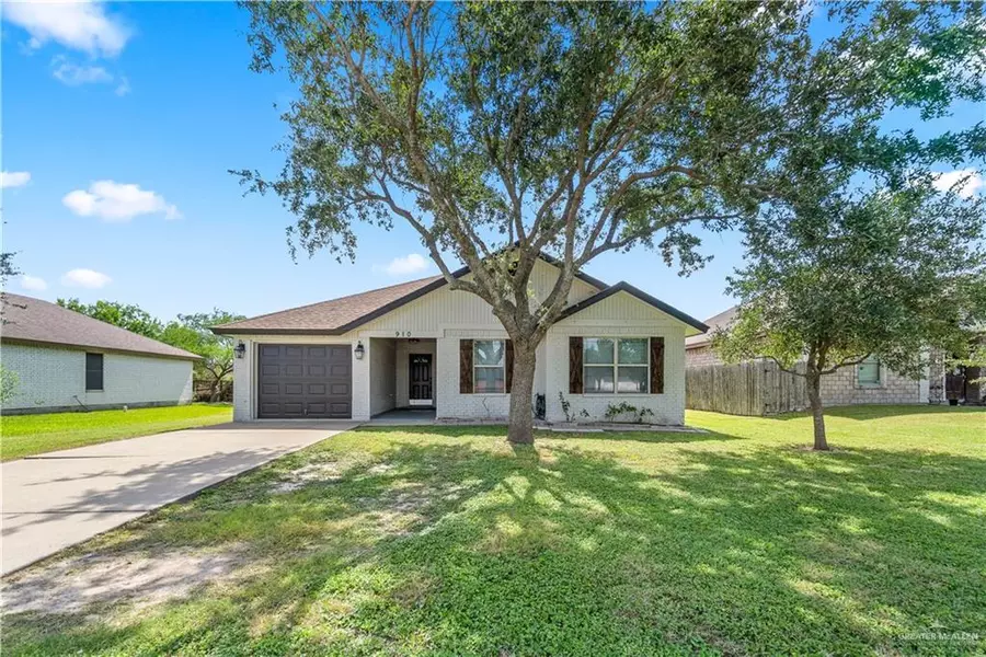 910 S Reynolds ST, Rio Hondo, TX 78583