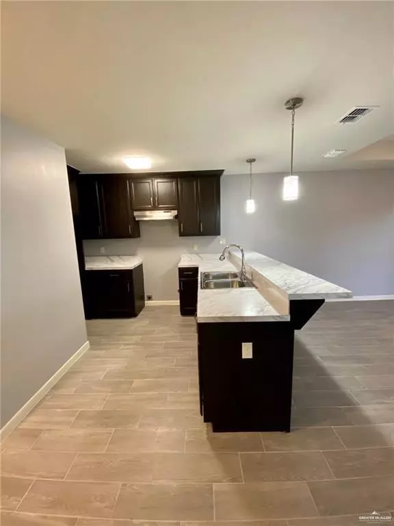 Edinburg, TX 78542,5206 Murillo ST #1